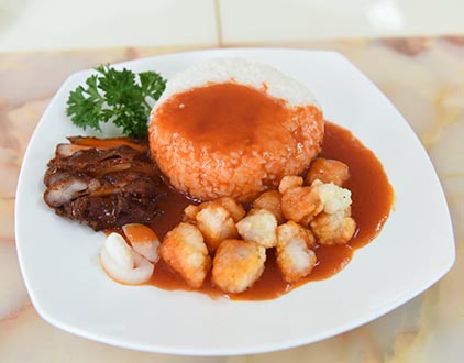 龙利鱼熏肉盖饭